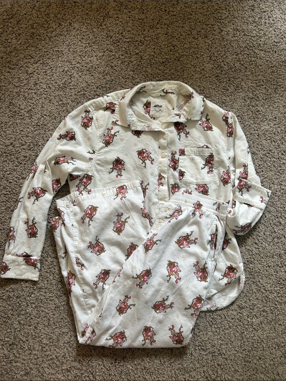 Aerie Cindy Lou Who Pajama Set XS